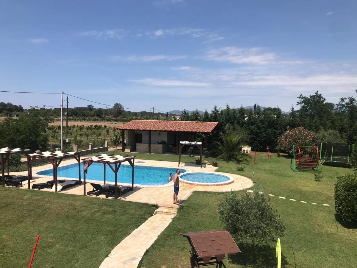 Apartments Ada Bojana Улцинь Екстер'єр фото