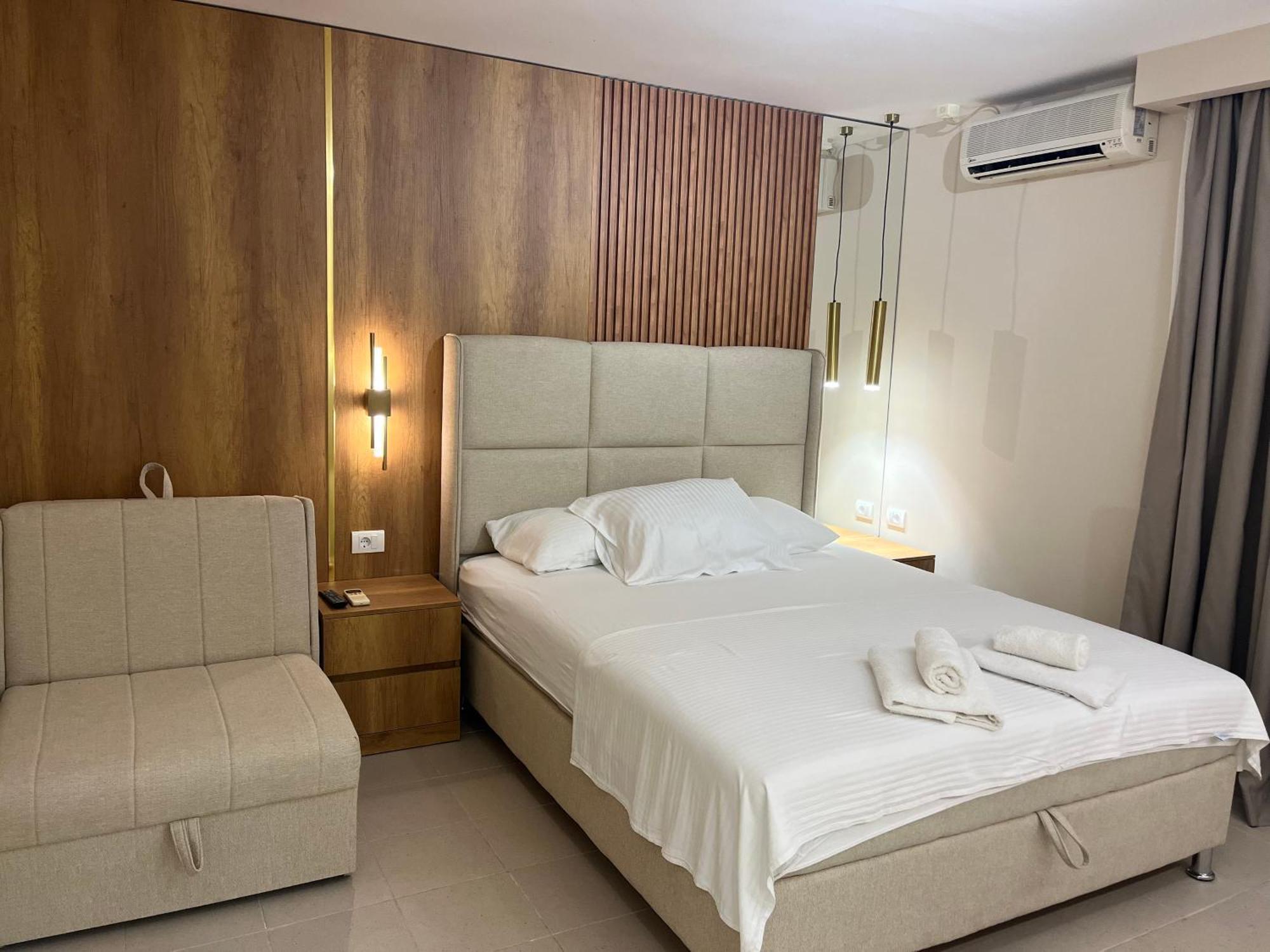 Apartments Ada Bojana Улцинь Екстер'єр фото