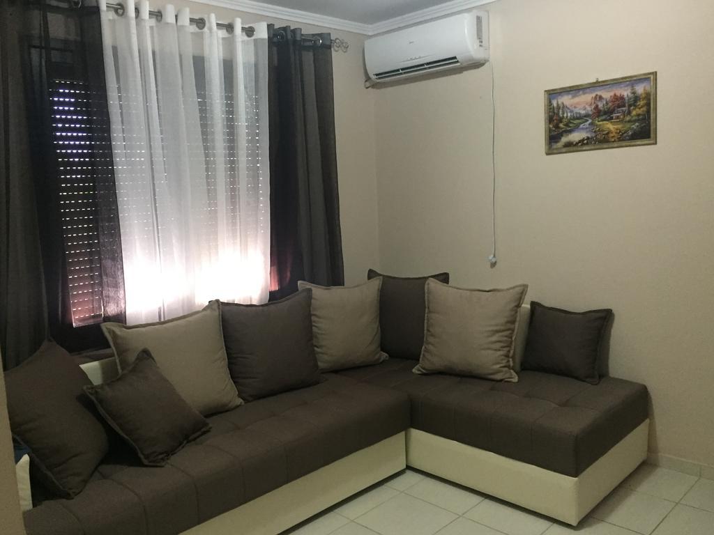 Apartments Ada Bojana Улцинь Екстер'єр фото