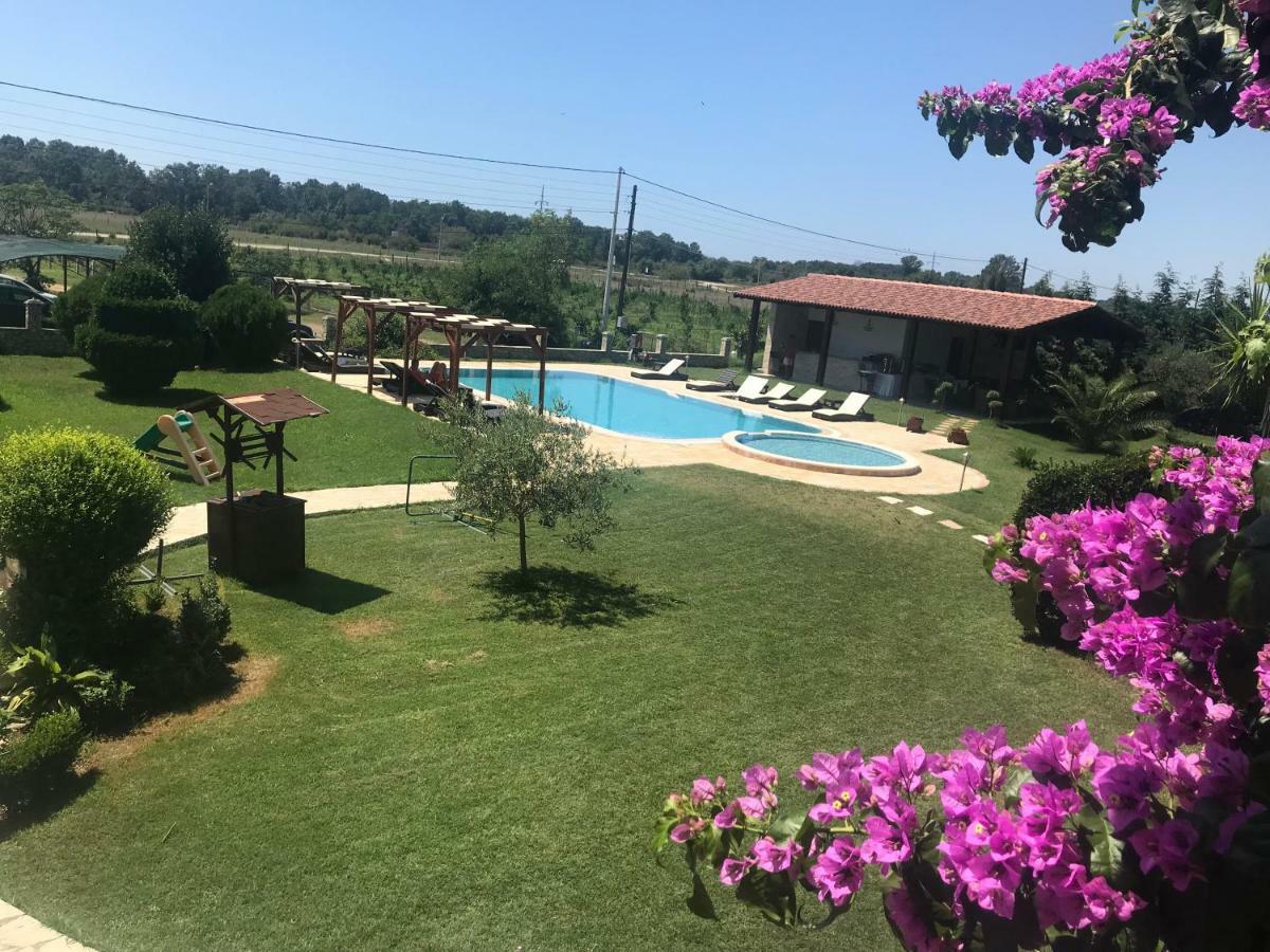 Apartments Ada Bojana Улцинь Екстер'єр фото